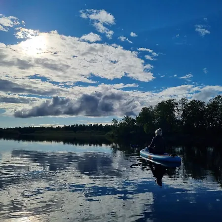 Revontulen Tupa Semesterbostad *