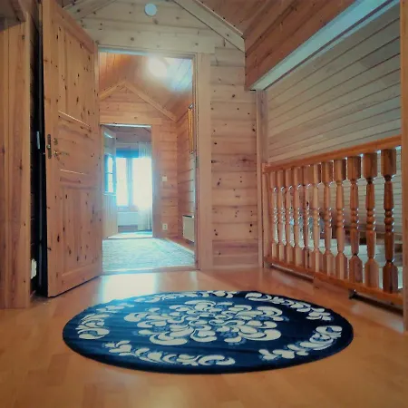 Revontulen Tupa Kaamanen