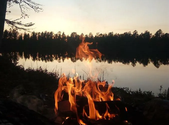 Revontulen Tupa Casa de Férias *